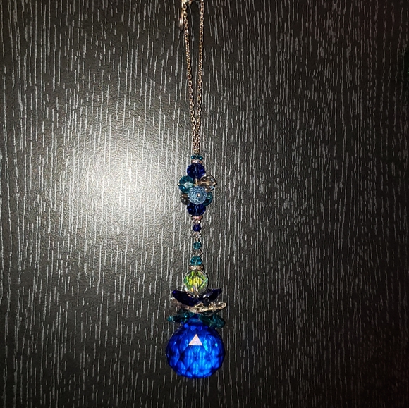 Guardian Angel Crystal Glass hanging suncatcher/ornament/decor - Picture 5 of 10